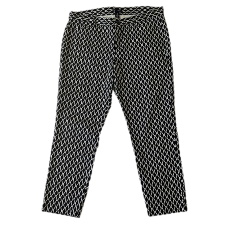 GAP Brand Navy and White Cropped Pants Size 14